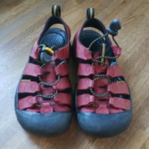 Keen kid's sandals